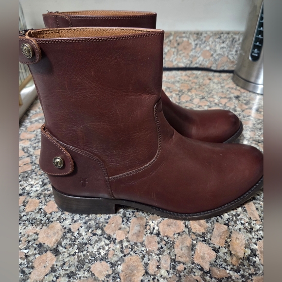 Frye Melissa Button Women's Brown Leather Short Boots - Picture 7 of 7